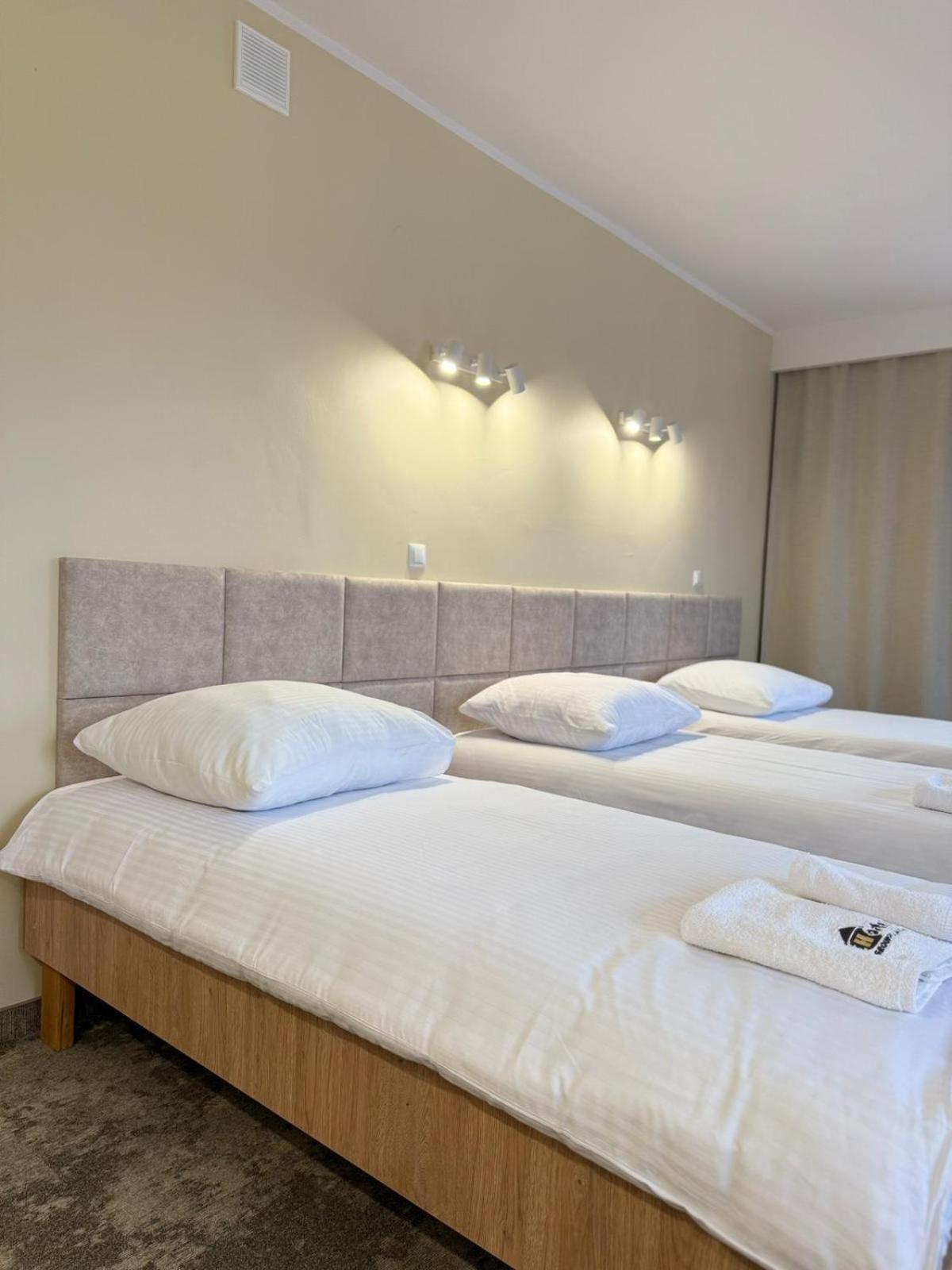 Hotel Tm Радом Экстерьер фото