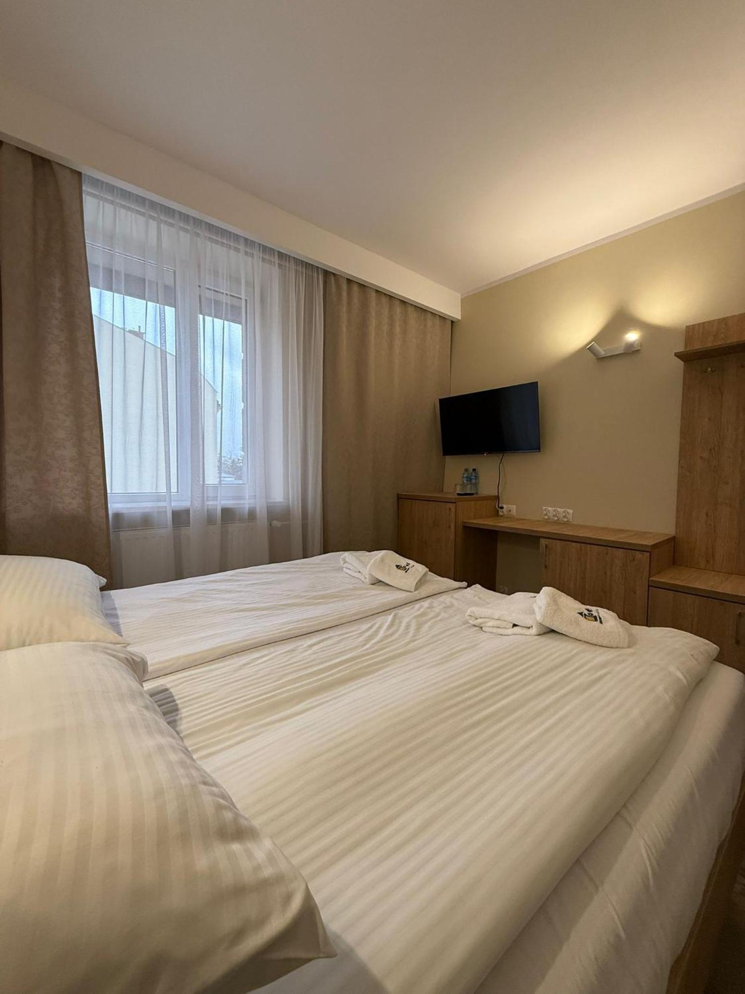 Hotel Tm Радом Экстерьер фото